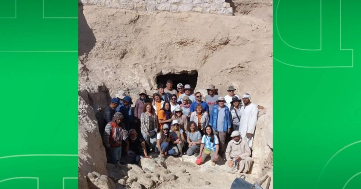 Arqueólogos argentinos descubrieron la entrada original de una importante tumba egipcia El