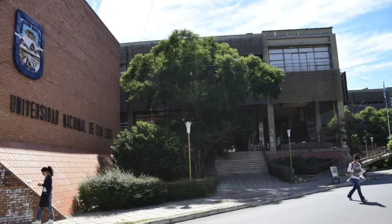 UNSL: aprobaron el cursado de correlativas, sin promoción