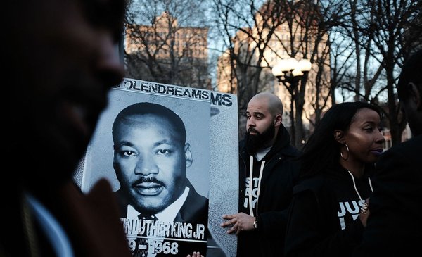 ¿por qué el fbi somete a vigilancia a martin luther king