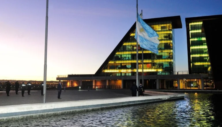 San Luis realizó la ceremonia por el aniversario de la Independencia
