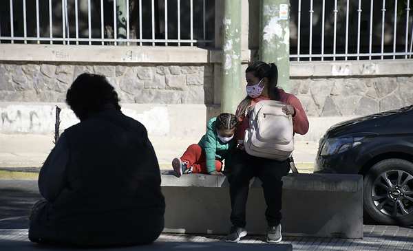 El Comité de Crisis informó 6 fallecidos y 370 casos positivos para COVID-19 - Vimarsana News