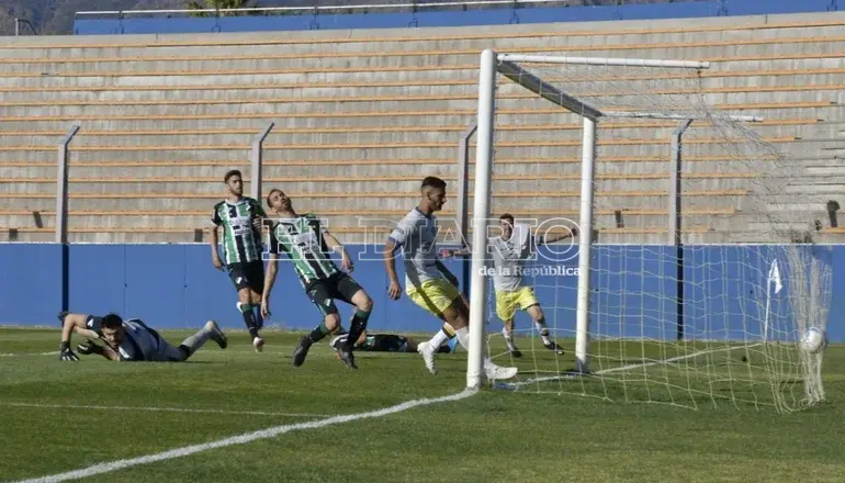 Juventud le ganó a Villa Mitre 1 a 0 en La Punta, ahora mira hacia arriba
