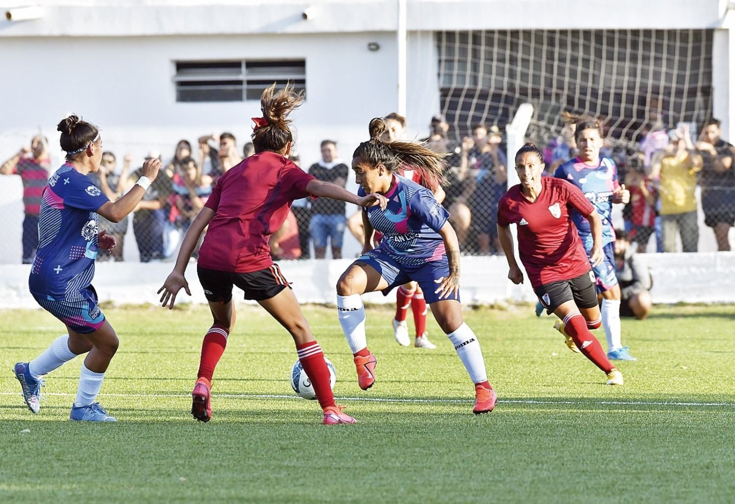 Fútbol Femenino AFA: Talleres visitó a Midland - Club Atlético Talleres