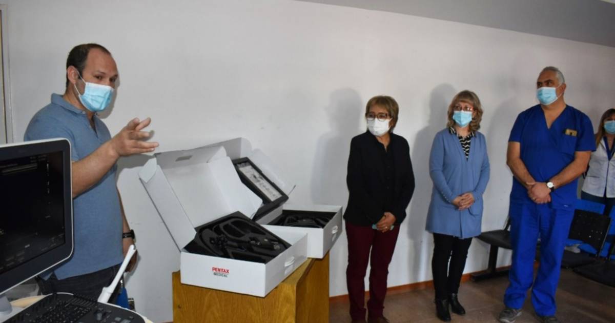 Entregaron unos 22 millones en equipamiento para el Policlínico El