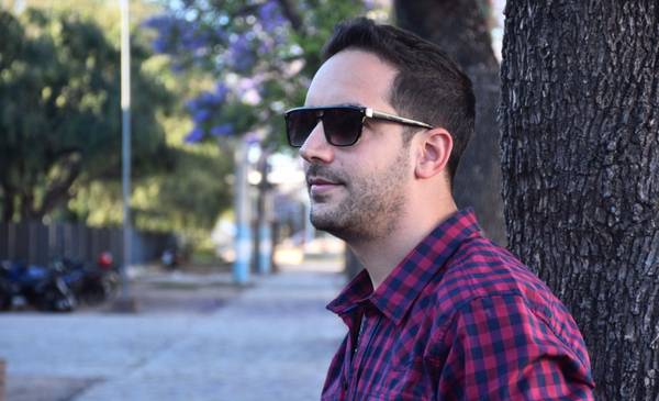 Adrián Ortiz, el conductor de tv | El Diario de la República