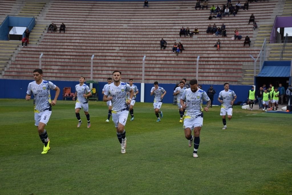 Independiente de Chivilcoy - Juventud Unida Universitario live