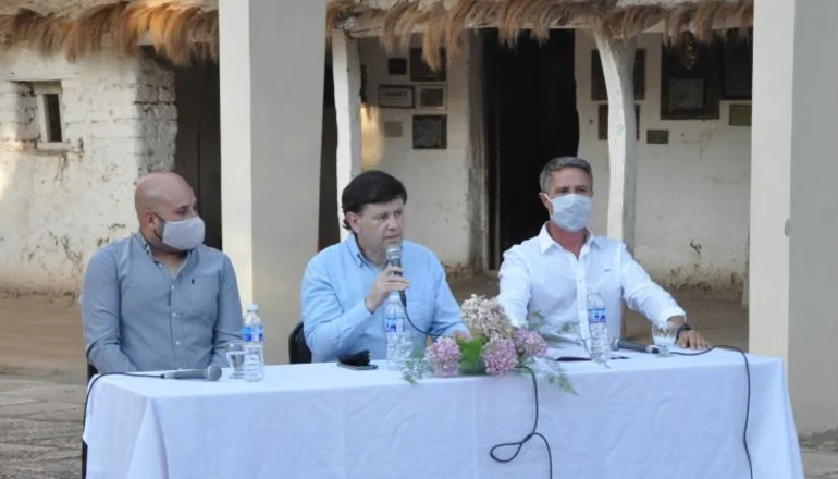 La creación de los IFD de San Francisco y Santa Rosa tuvieron presentación formal