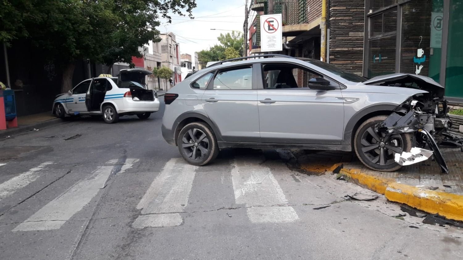 Una Mujer Murió En Un Choque En Pleno Centro Puntano | El Diario De La ...