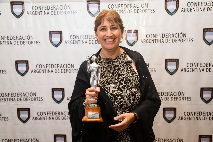 Claudia Amura: la gambito de dama argentina que supera la ficción - LA  NACION