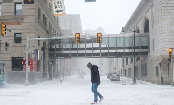 US winter storm kills five